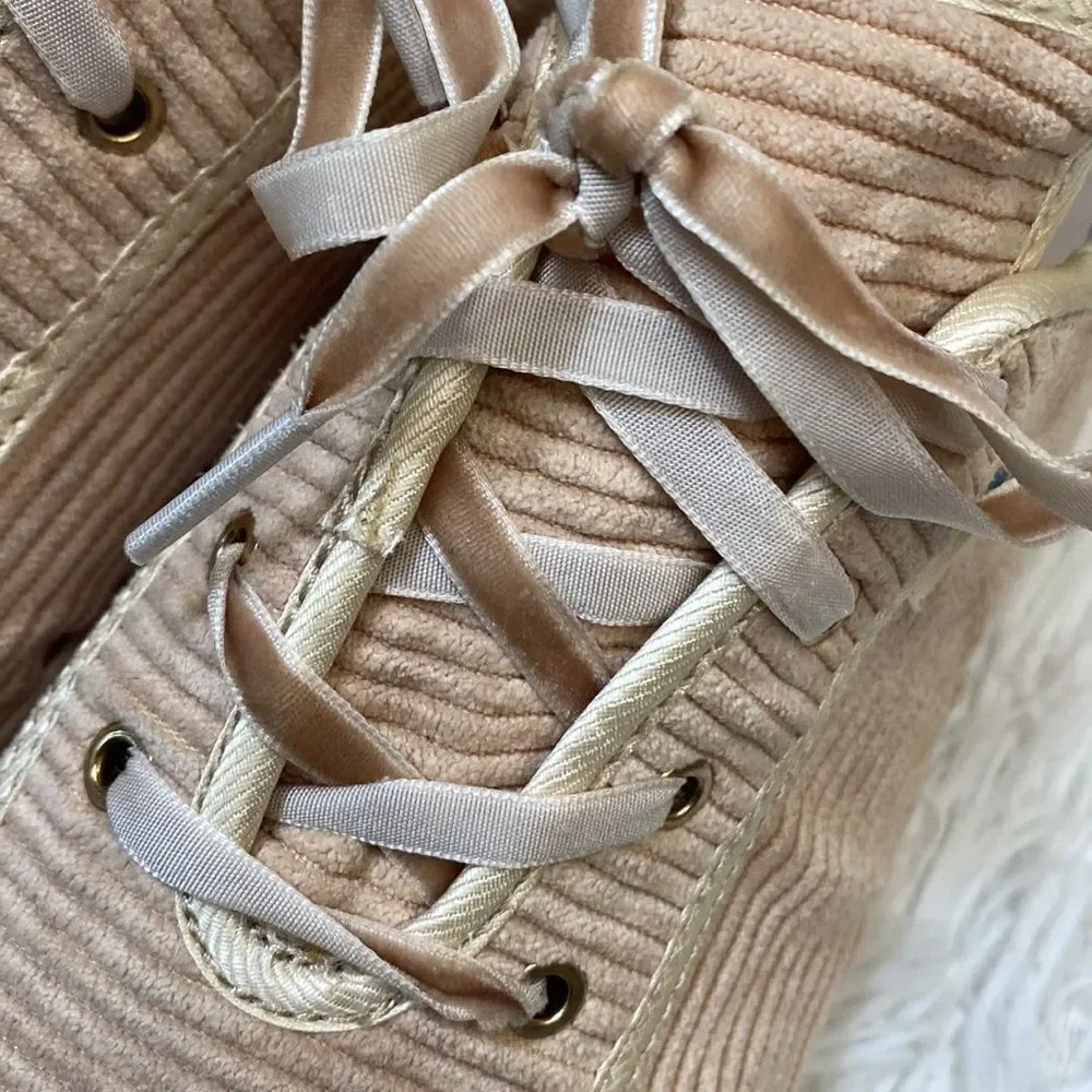 Toms Tan Carmel Corduroy Lace Up Sneakers Sz 10